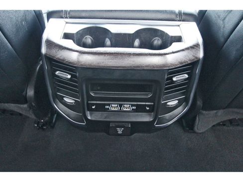 Used 2025 RAM 1500 Laramie AWD/4WD image 15