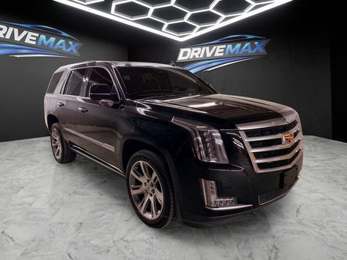 Used 2015 Cadillac Escalade Premium AWD/4WD image 3