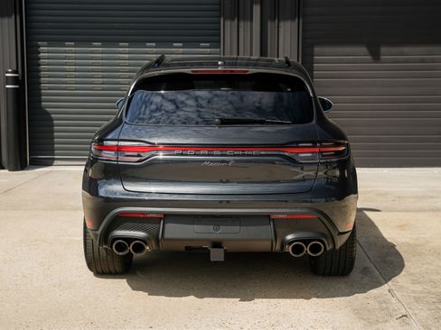 New 2026 Porsche Macan Turbo image 9