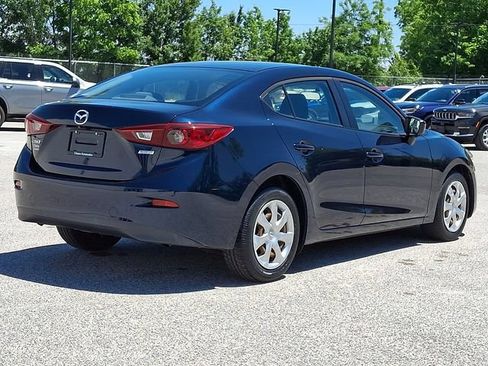 Used 2017 MAZDA MAZDA3 Sport FWD image 9