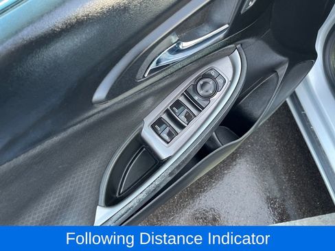 Used 2022 Chevrolet Malibu RS image 14