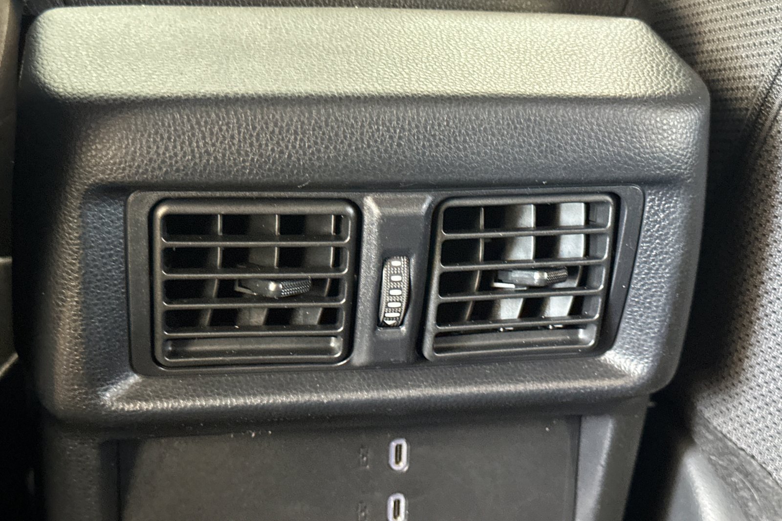 Certified 2025 Toyota 4Runner SR5 AWD/4WD image 16
