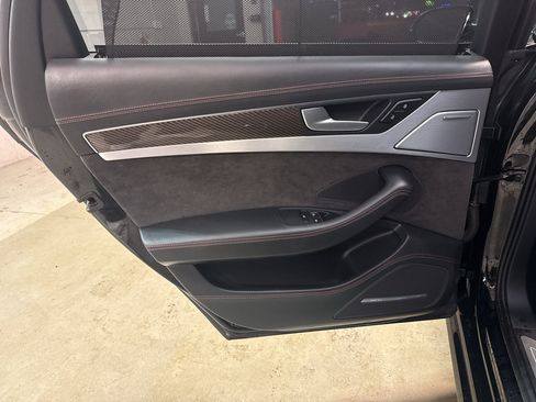 Used 2017 Audi S8 Plus AWD/4WD image 29
