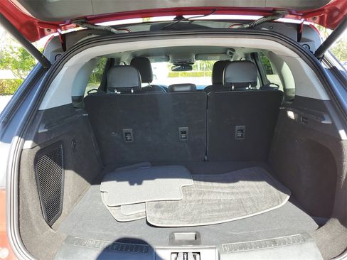 Certified 2022 Lincoln Corsair AWD w/ Equipment Group 101A image 6