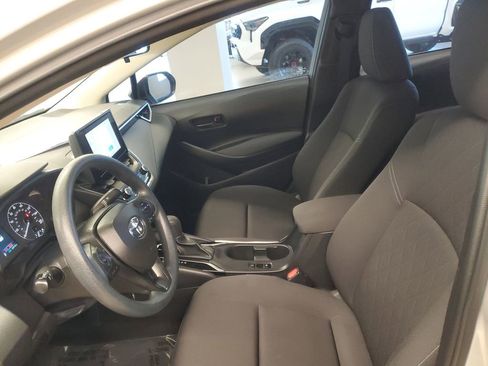 Used 2023 Toyota Corolla LE image 14