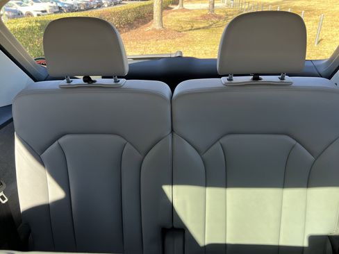 Used 2019 Audi Q7 3.0T Premium Plus image 34