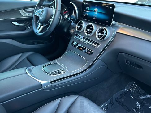 Certified 2022 Mercedes-Benz GLC 300 4MATIC w/ Premium Package Lite image 16