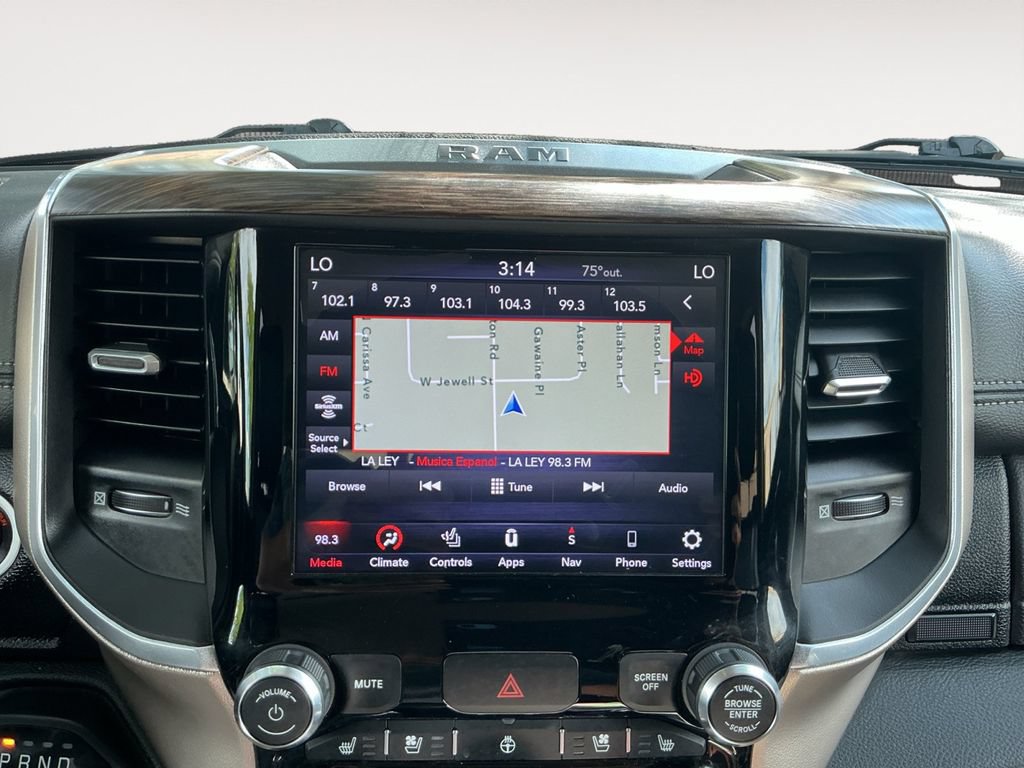 Used 2020 RAM 1500 Laramie AWD/4WD image 14