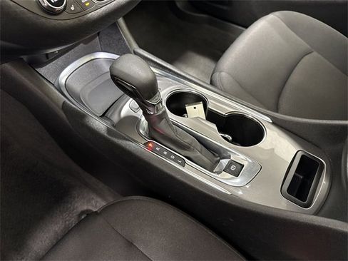 Used 2024 Chevrolet Malibu LT image 21