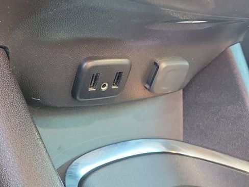 Used 2018 Chevrolet Malibu LT w/ Leather Package FWD image 36