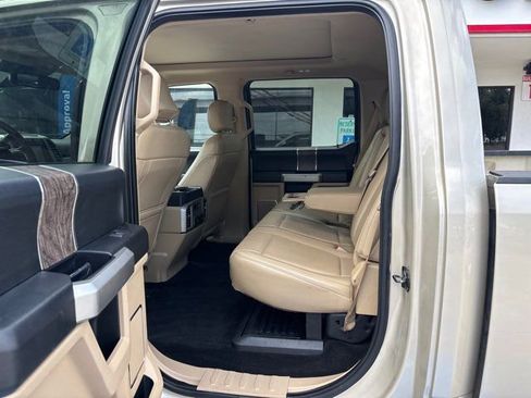 Used 2017 Ford F350 Lariat w/ Lariat Ultimate Package AWD/4WD image 18