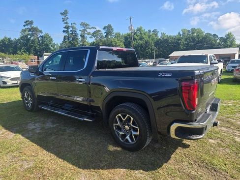 Used 2022 GMC Sierra 1500 SLT AWD/4WD image 5