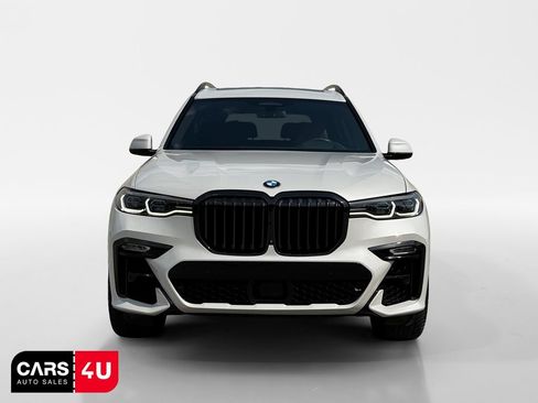 Used 2020 BMW X7 M50i w/ Dynamic Handling Package AWD/4WD image 2