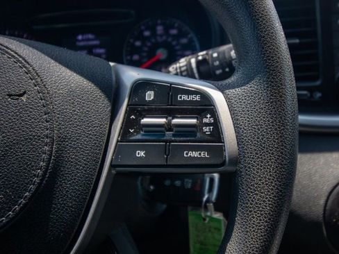 Used 2020 Kia Sorento FWD V6 image 24