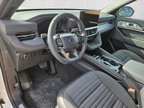 New 2025 Ford Explorer ST-Line image 3