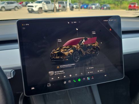 Used 2023 Tesla Model Y Long Range AWD/4WD image 17