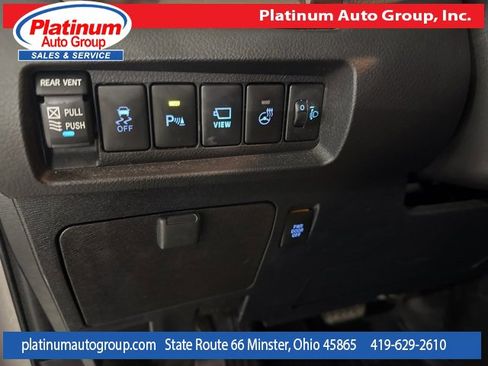 Used 2018 Toyota Sienna Limited Premium image 21