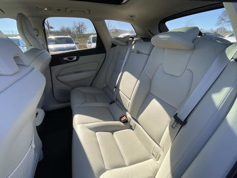 Certified 2024 Volvo XC60 B5 Plus w/ Protection Package Premier image 13