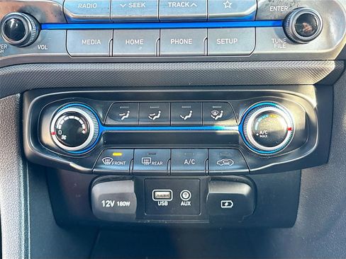 Used 2019 Hyundai Veloster 2.0 image 16