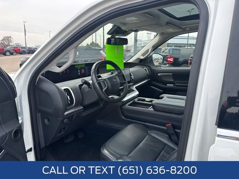 Used 2025 Ford Expedition Max Platinum image 23