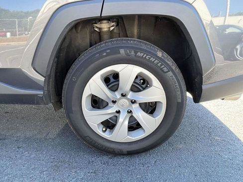 Used 2024 Toyota RAV4 LE FWD image 29