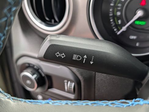 Used 2023 Jeep Wrangler Unlimited Rubicon 4xe AWD/4WD image 29