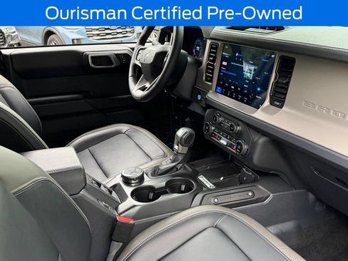 Used 2025 Ford Bronco Outer Banks AWD/4WD image 13