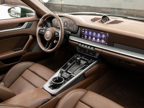 Used 2026 Porsche 911 Targa 4S image 14