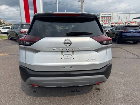 Certified 2023 Nissan Rogue SV AWD/4WD image 6