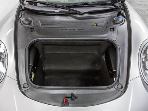 Used 2018 Porsche 911 Carrera S w/ Sport Package image 3