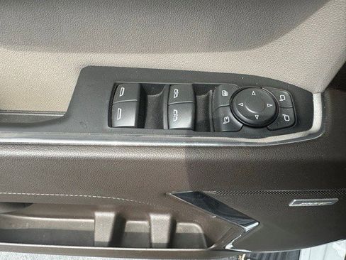 Certified 2023 GMC Sierra 1500 SLT w/ SLT Convenience Package image 22