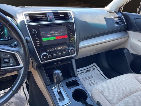 Used 2019 Subaru Outback 2.5i Premium AWD/4WD image 14
