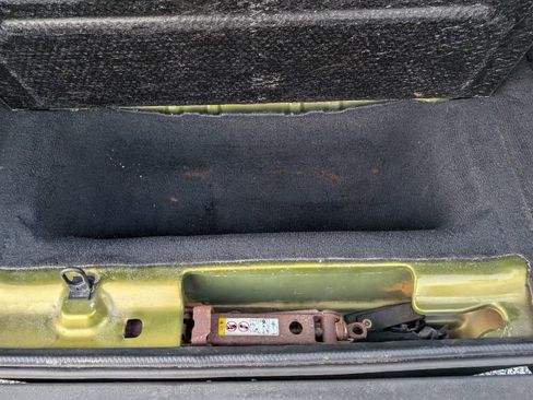 Used 2010 Jeep Wrangler Unlimited Sport image 8