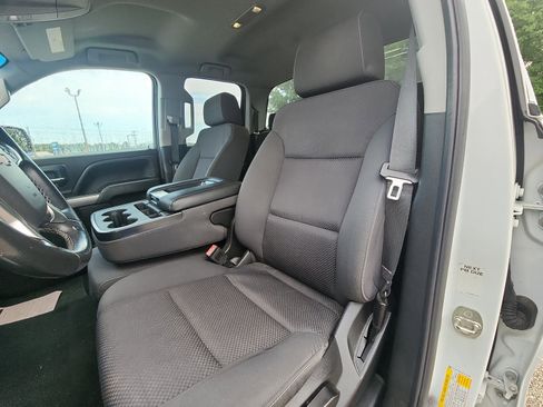 Used 2019 Chevrolet Silverado 1500 LT RWD image 18