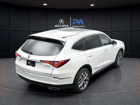 Used 2024 Acura MDX SH-AWD w/ Technology Package image 36