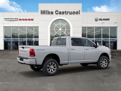 New 2026 RAM 2500 Laramie w/ Sport Appearance Package AWD/4WD image 5