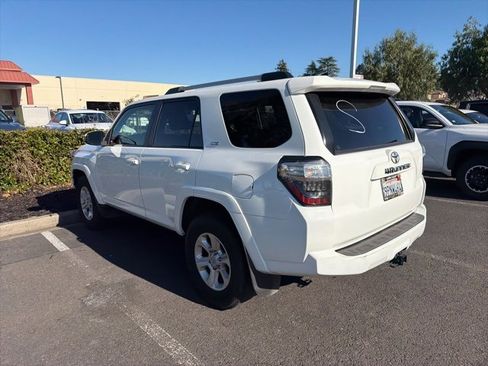 Used 2023 Toyota 4Runner SR5 image 15