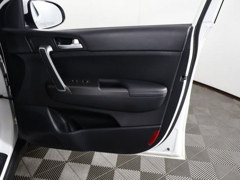 Used 2022 Kia Sportage LX FWD image 20