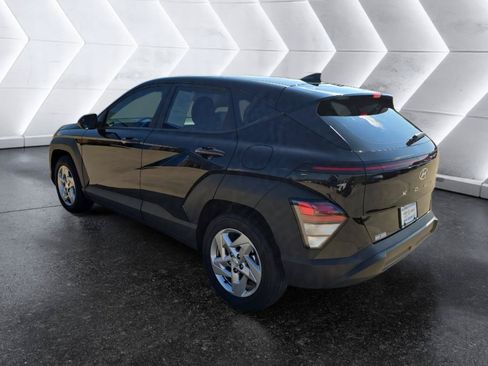 Used 2026 Hyundai Kona SE FWD image 7