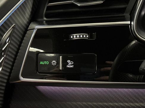 Used 2023 Audi RS Q8 w/ Black Optic Package AWD/4WD image 25
