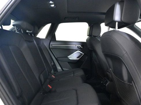 Certified 2023 Audi Q3 2.0T Premium image 17