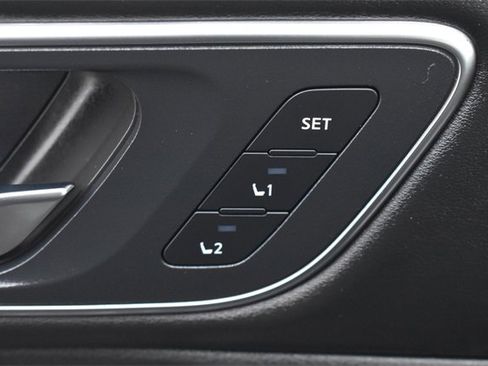 Used 2021 Nissan Rogue Platinum image 23