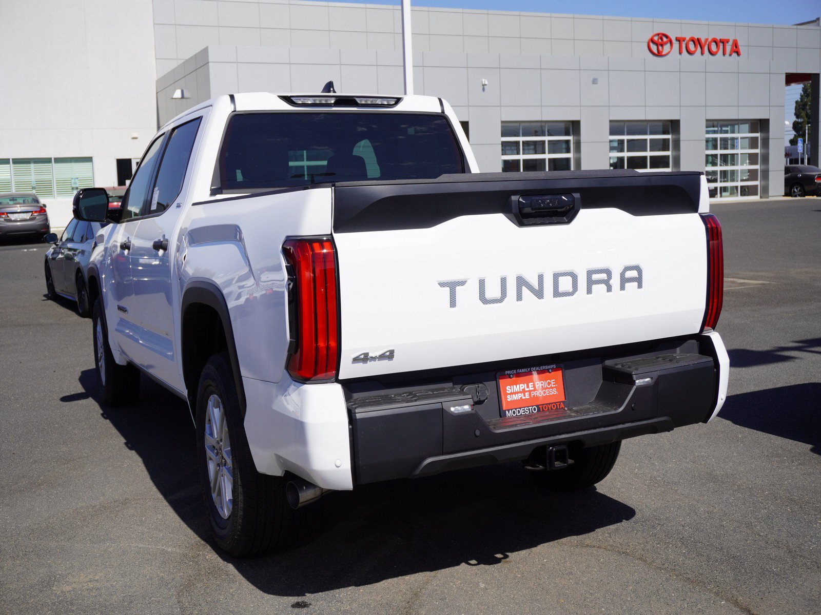New 2026 Toyota Tundra SR5 w/ SR5 Convenience Package AWD/4WD image 9