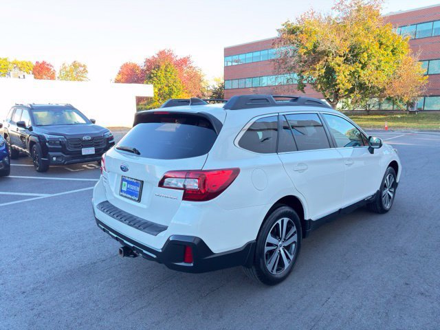 Used 2019 Subaru Outback 2.5i Limited AWD/4WD image 6