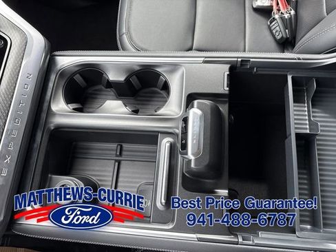 New 2026 Ford Expedition Platinum w/ Stealth Appearance Package AWD/4WD image 23