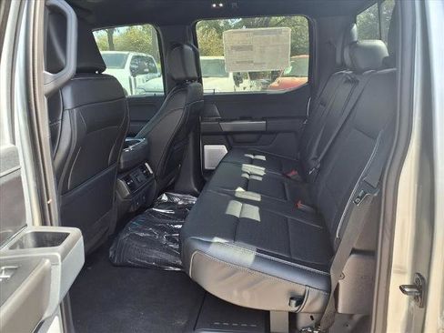 New 2025 Ford F150 Lariat w/ Equipment Group 502A High image 21