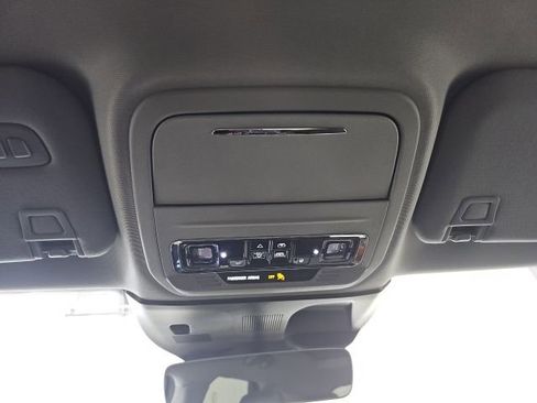 Used 2022 Lincoln Corsair Reserve w/ Equipment Group 201A image 18