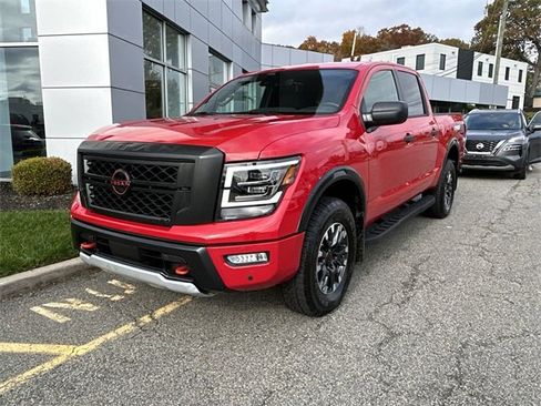 Certified 2024 Nissan Titan PRO-4X w/ Pro-4x Utility Package image 4
