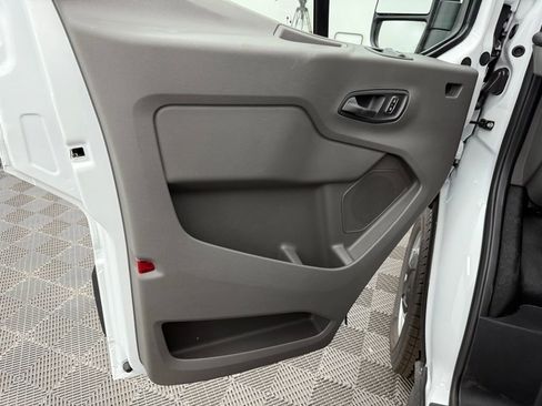 New 2025 Ford Transit 250 Low Roof image 15