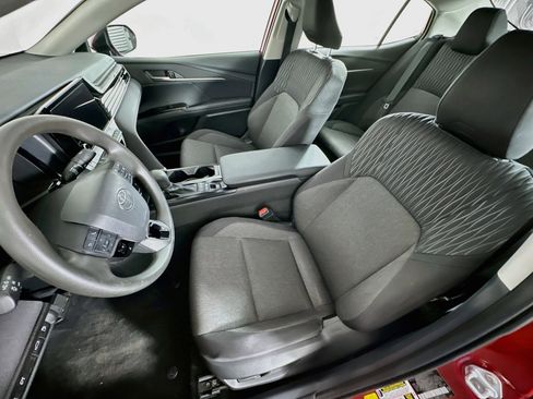 Used 2025 Toyota Camry LE w/ Convenience Package FWD image 13